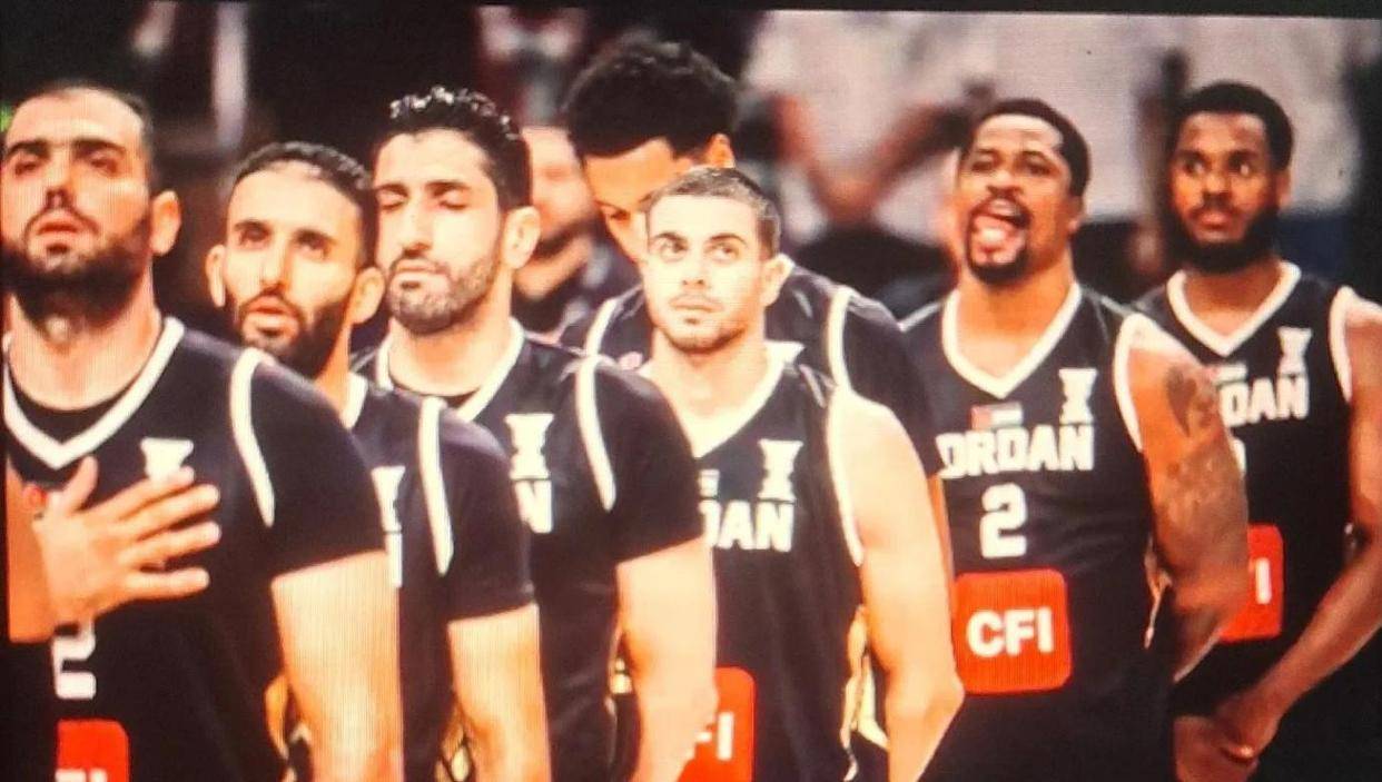 风云突变上海久事训练课后临场应变,亚洲杯版图或重绘,态度坚定,细节决定成败的简单介绍 风云突变上海久事训练课后临场应变,亚洲杯版图或重绘,态度坚定,细节决定成败的简单介绍