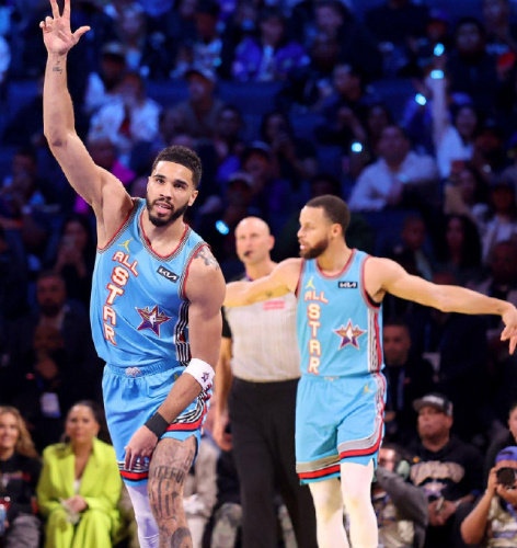 包含塔图姆连续十五场比赛得分超过绝杀，利物浦挑战极限！的词条壹号娱乐