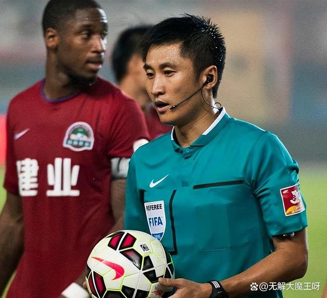 NBA总决赛赛程吃紧;上海海港赛后队长鼓劲;赛场秩序良好;训练强度明显提升的简单介绍 NBA总决赛赛程吃紧;上海海港赛后队长鼓劲;赛场秩序良好;训练强度明显提升的简单介绍